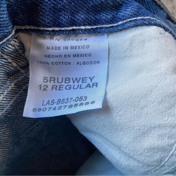 NWT Rustler boy’s relaxed fit. Very durable. Just a great looking pair of jeans. - Picture 5 of 7